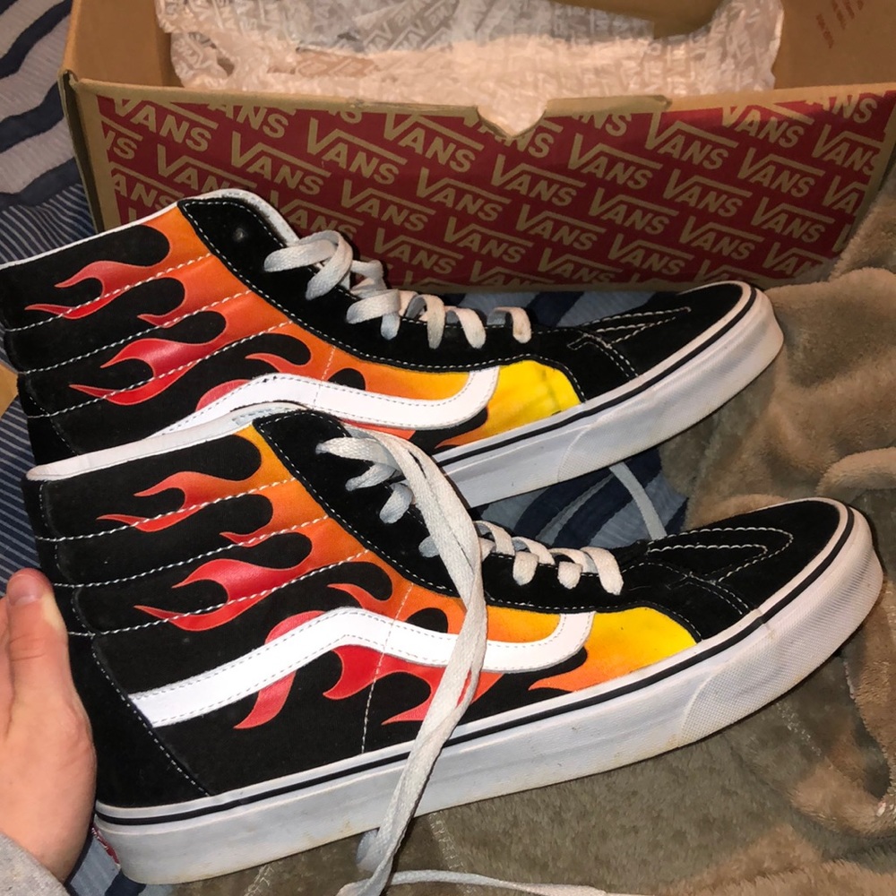 SK8-Hi Flame Vans Men’s US 13